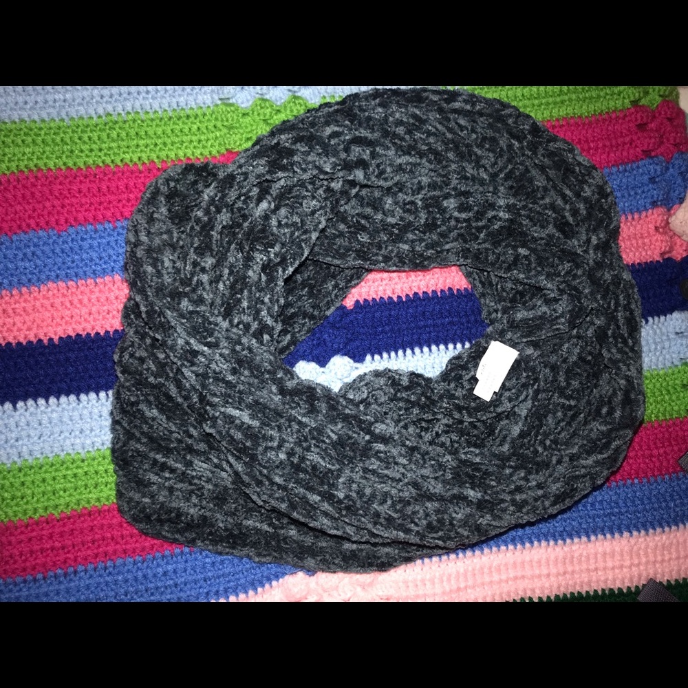 Blue LC scarf